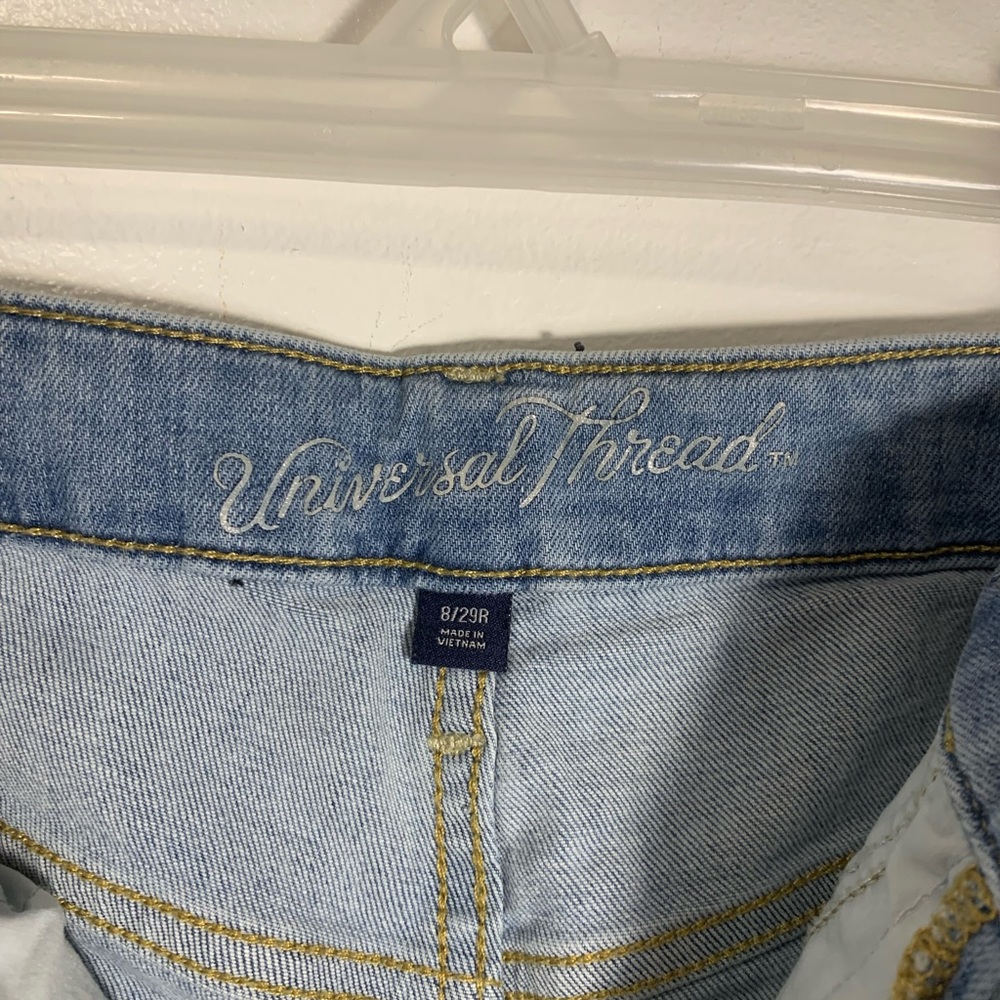 Universal thread target ripped skinny jeans